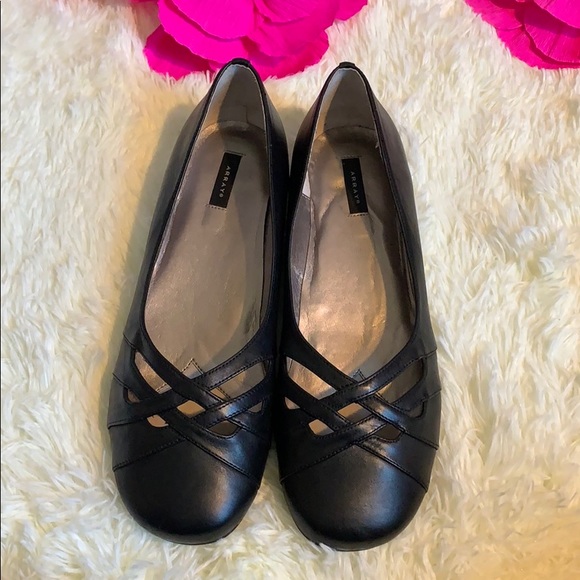 NWOT Array Leather Flats Wide Width - Picture 6 of 8